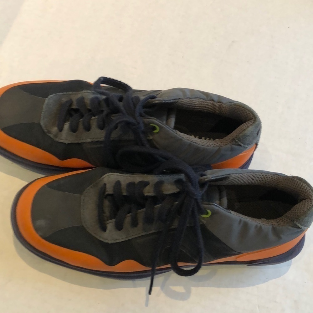 Camper multi coloured closed shoe in size 40